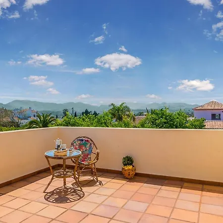 Βίλα Alvaro By *